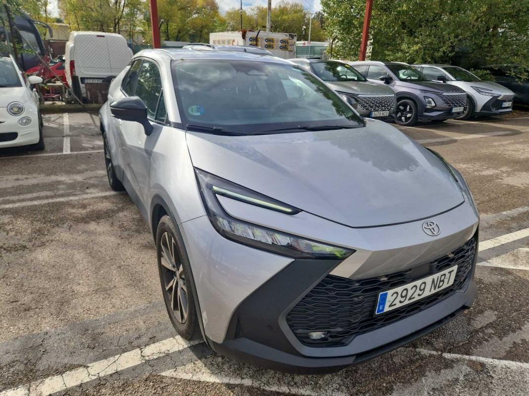 Toyota C-hr 1.8 Advance Hybrid 140