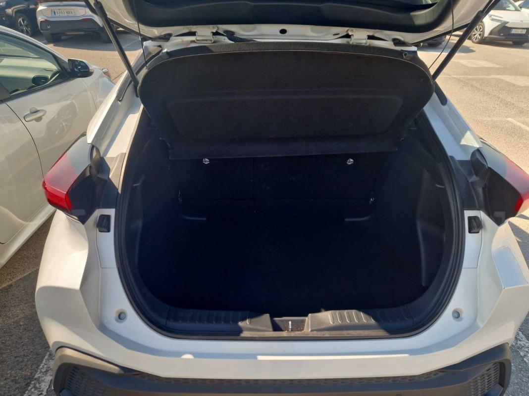 Toyota C-hr 1.8 Advance Hybrid 140