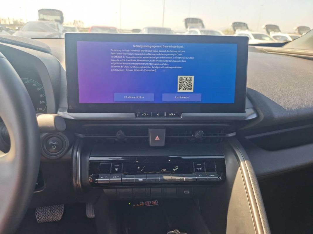 Toyota C-hr 1.8 Advance Hybrid 140