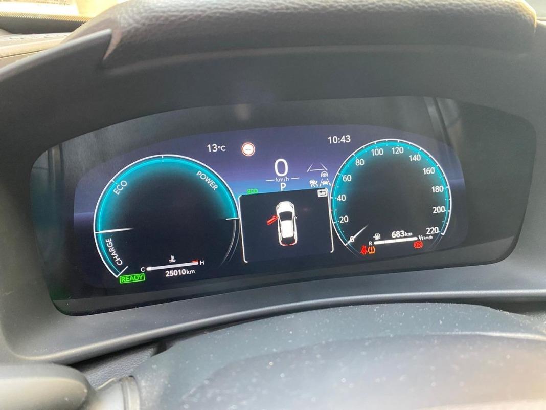Toyota C-hr 1.8 Advance Hybrid 140