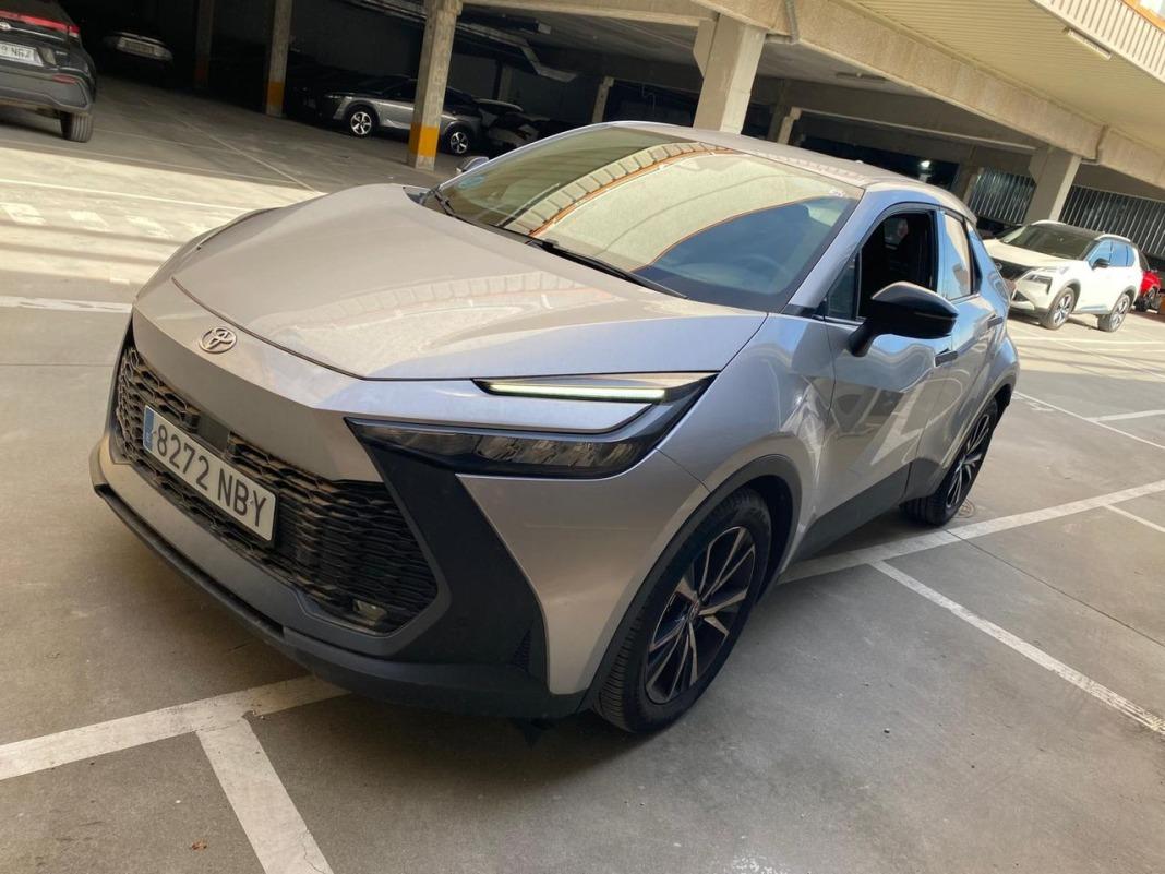 Toyota C-hr 1.8 Advance Hybrid 140