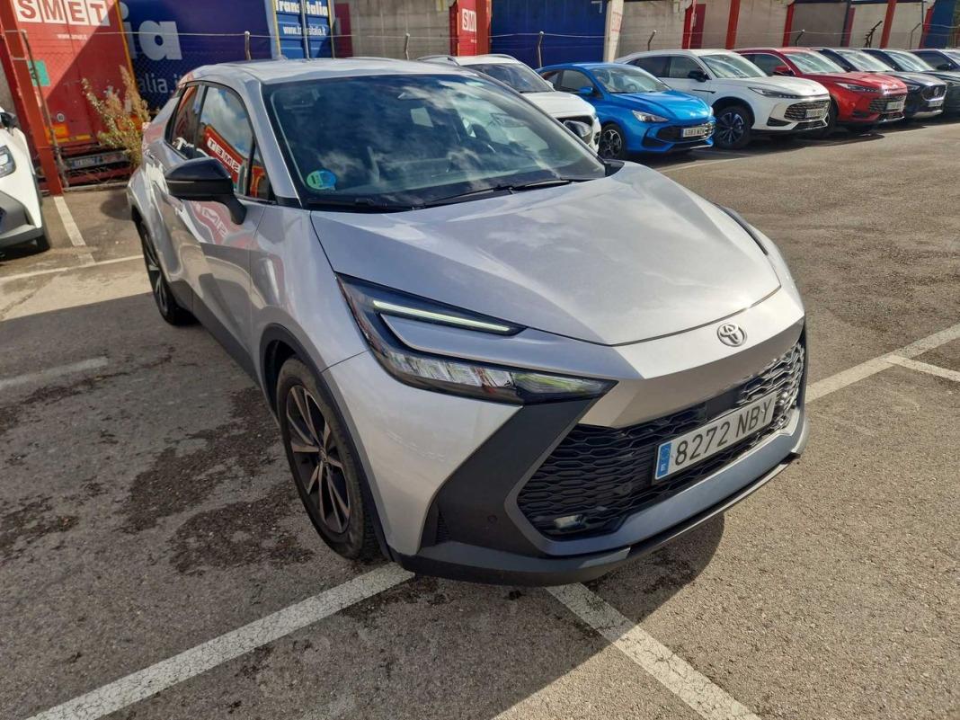 Toyota C-hr 1.8 Advance Hybrid 140