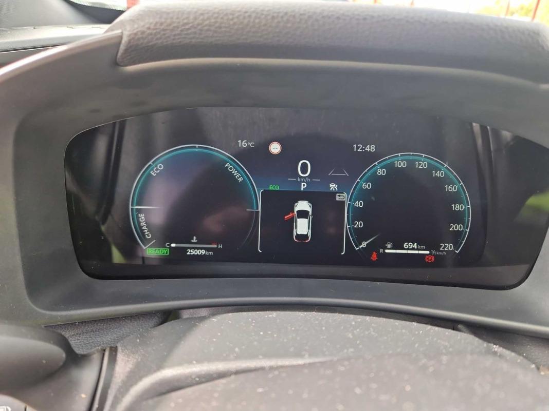 Toyota C-hr 1.8 Advance Hybrid 140