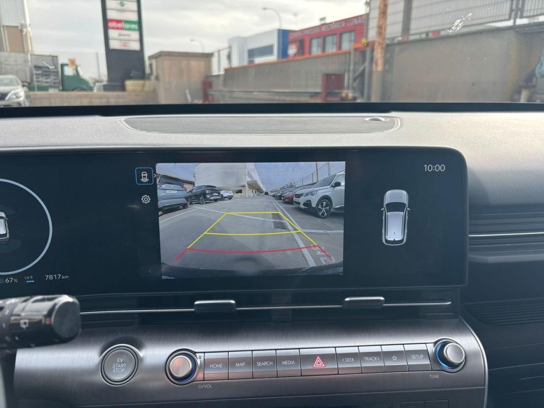 Hyundai Kona EV 150kW 65kWh Black Line