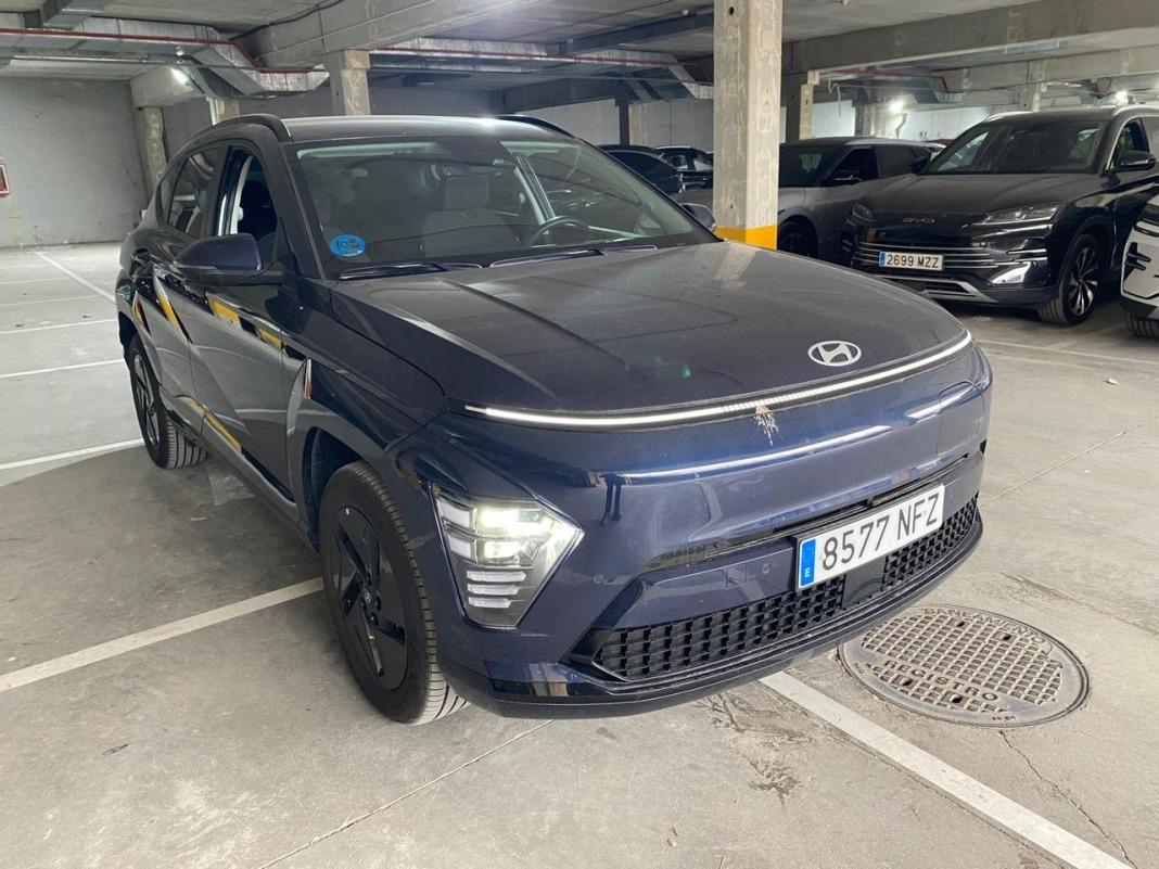 Hyundai Kona EV 150kW 65kWh Black Line