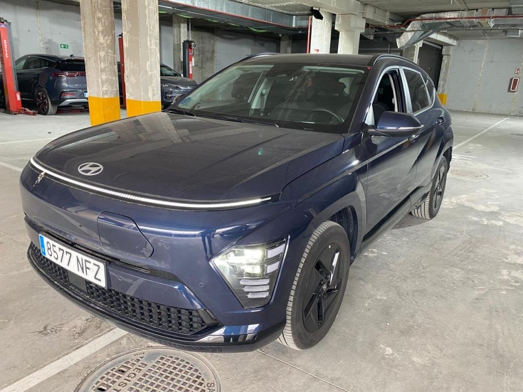 Hyundai Kona EV 150kW 65kWh Black Line