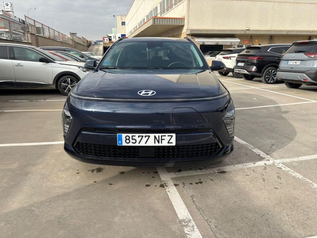 Hyundai Kona EV 150kW 65kWh Black Line