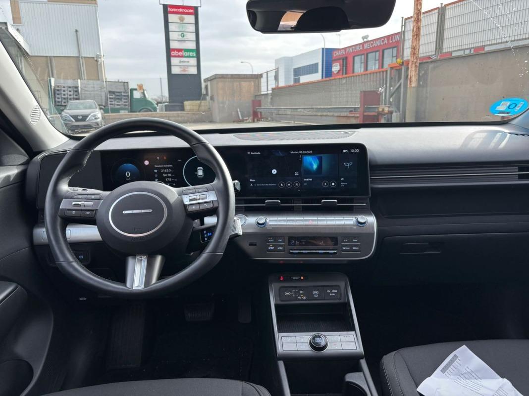 Hyundai Kona EV 150kW 65kWh Black Line