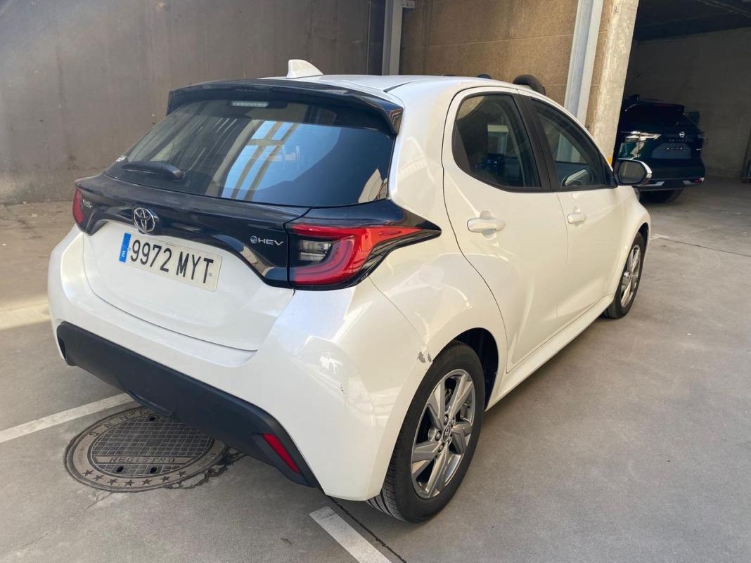 Toyota Yaris 1.5 120H Active Plus