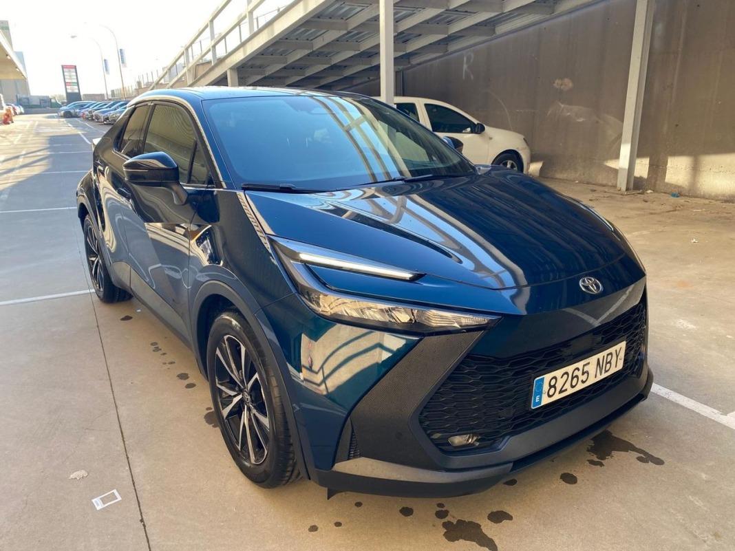 Toyota C-hr 1.8 Advance Hybrid 140