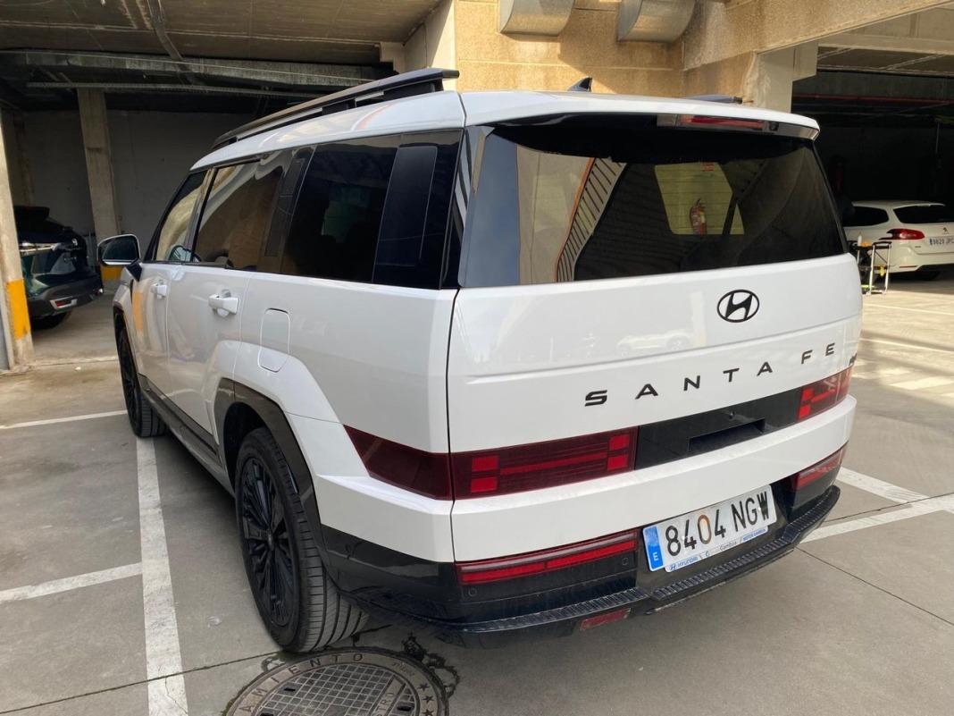 Hyundai Santa Fe PHEV 1.6T 253CV 4X4 AT Calligraphy Ll.Di