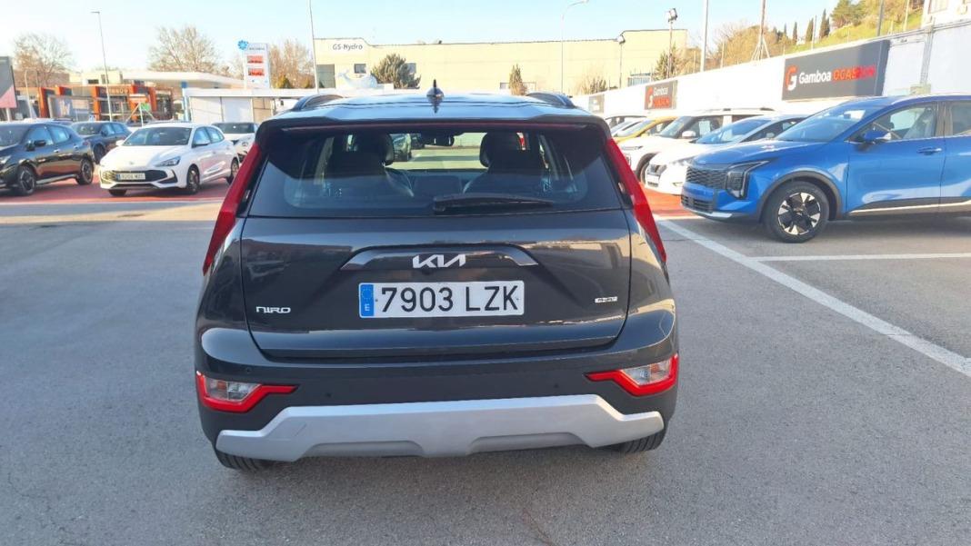 Kia Niro 1.6 GDi PHEV 104kW (141CV) Concept