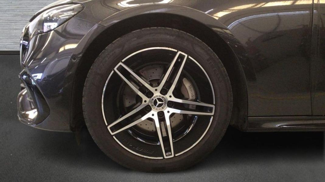Mercedes Clase E E 300 de con tecnología hibrida EQ