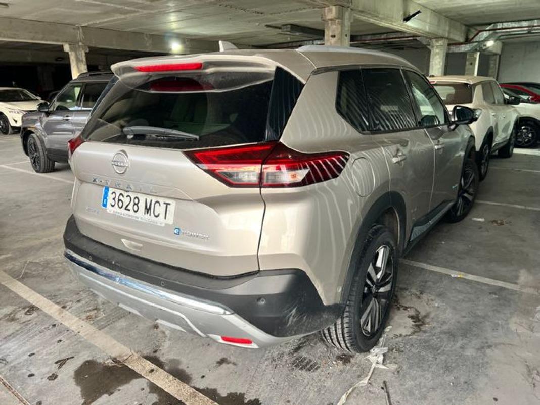 Nissan X-trail 5pl 1.5 e-4ORCE 158kW 4x4 A/T Tekna