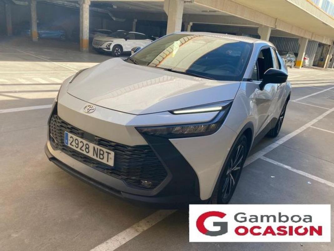 Toyota C-hr 1.8 Advance Hybrid 140