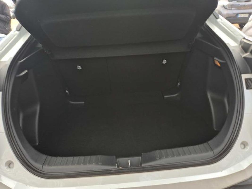 Toyota C-hr 1.8 Advance Hybrid 140