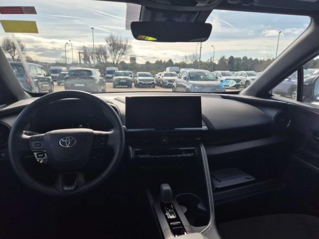 Toyota C-hr 1.8 Advance Hybrid 140