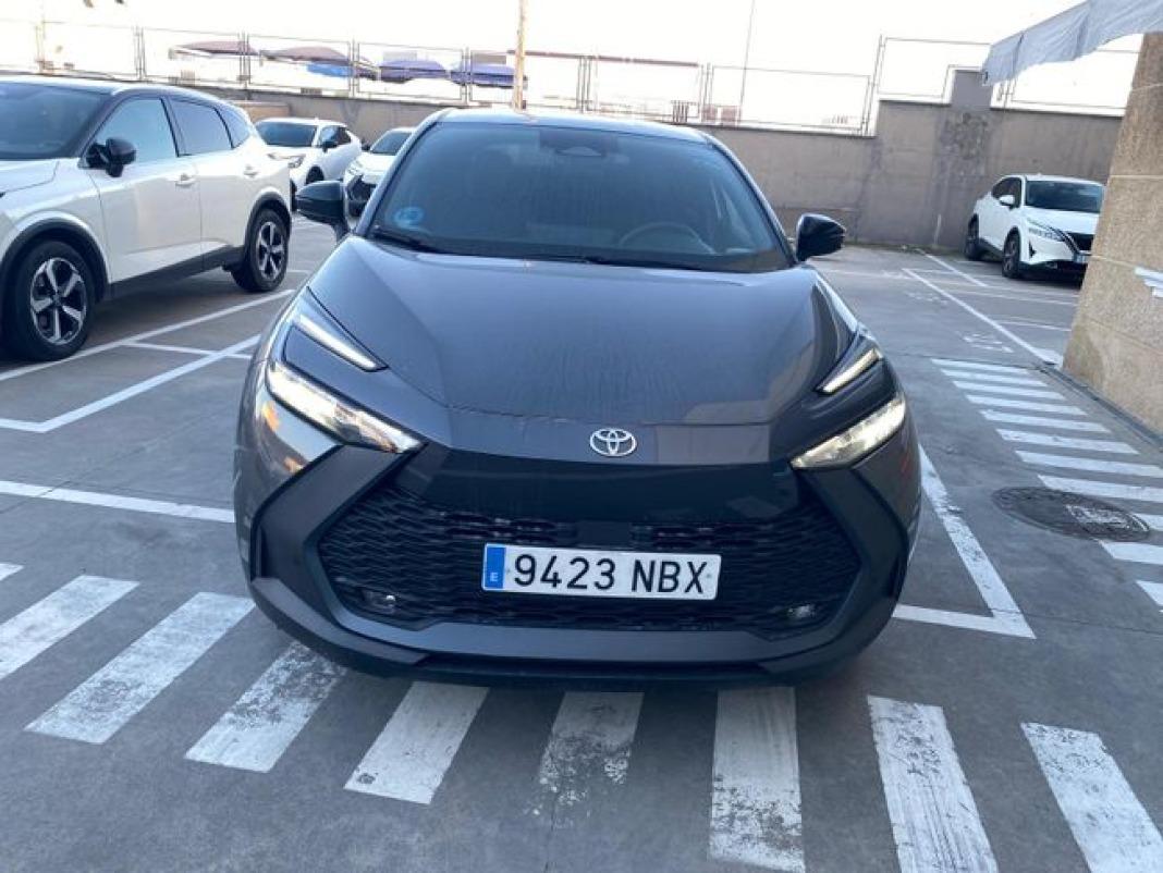 Toyota C-hr 1.8 Advance Hybrid 140
