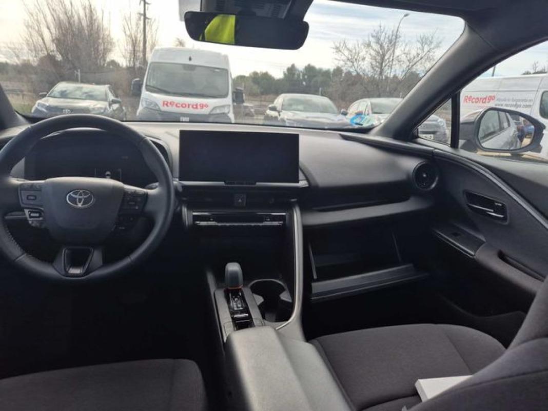 Toyota C-hr 1.8 Advance Hybrid 140