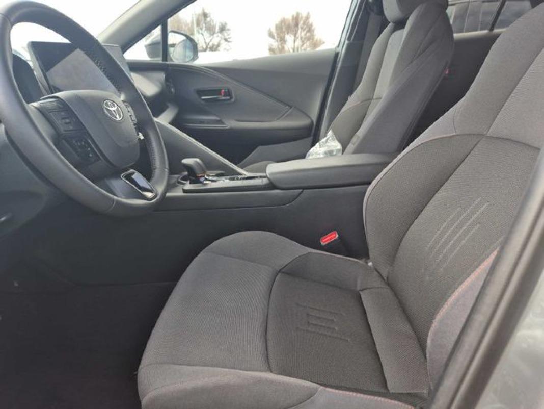 Toyota C-hr 1.8 Advance Hybrid 140