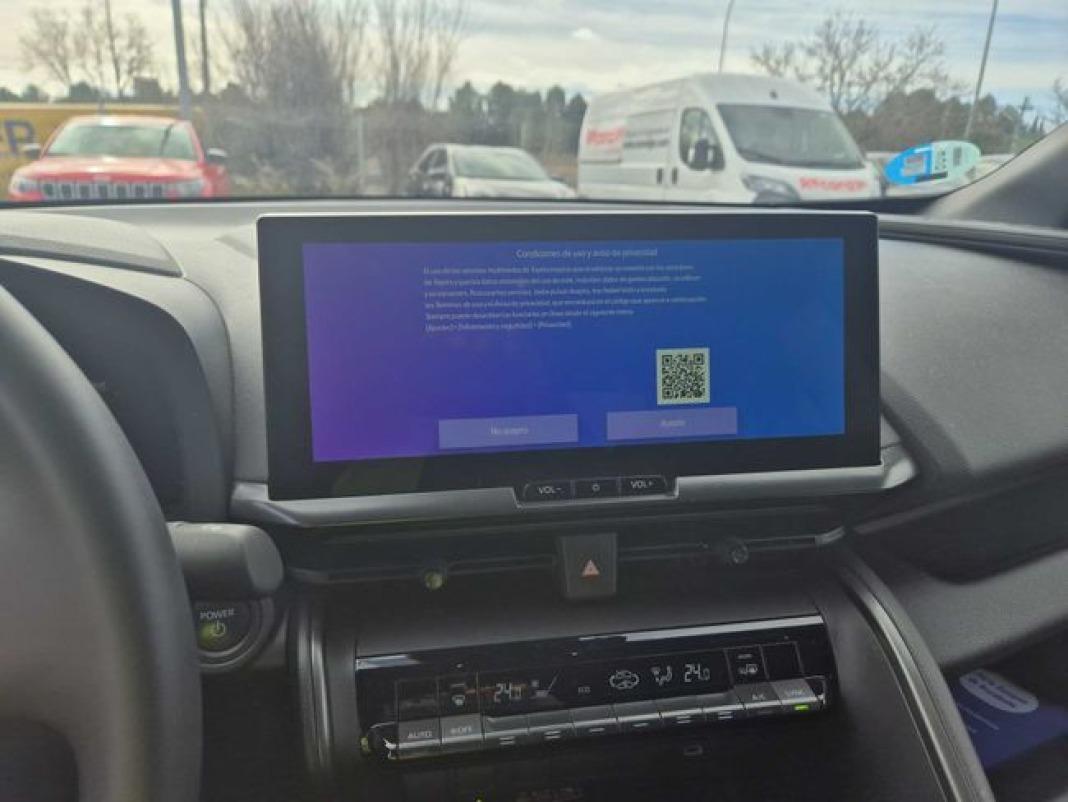 Toyota C-hr 1.8 Advance Hybrid 140