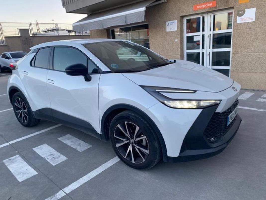 Toyota C-hr 1.8 Advance Hybrid 140