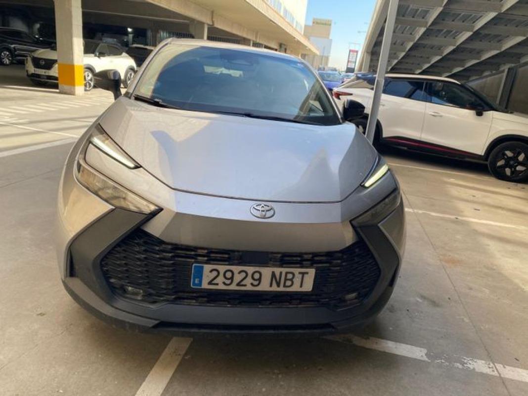 Toyota C-hr 1.8 Advance Hybrid 140