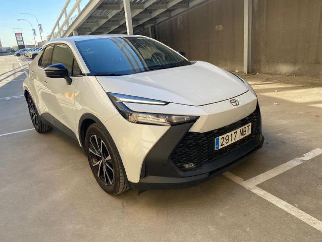 Toyota C-hr 1.8 Advance Hybrid 140