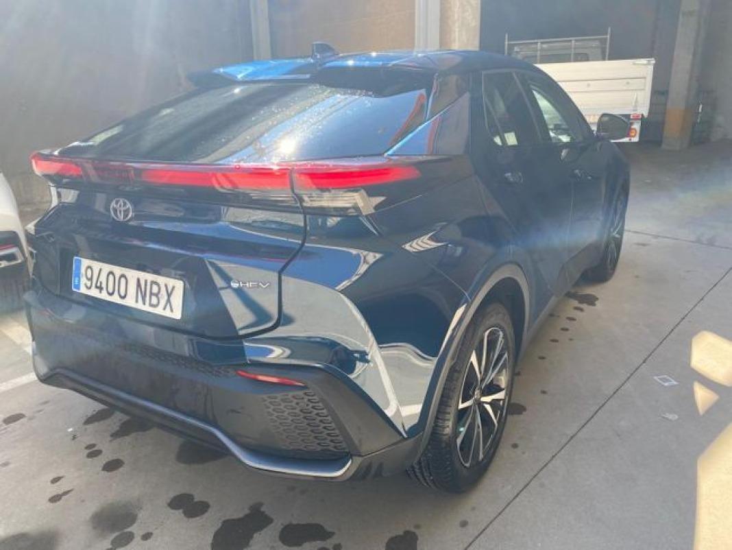 Toyota C-hr 1.8 Advance Hybrid 140