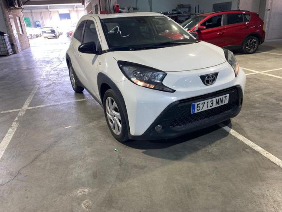 Toyota Aygo X Cross 1.0 VVT-I 72CV Play