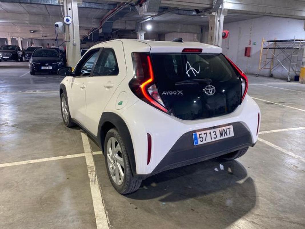 Toyota Aygo X Cross 1.0 VVT-I 72CV Play