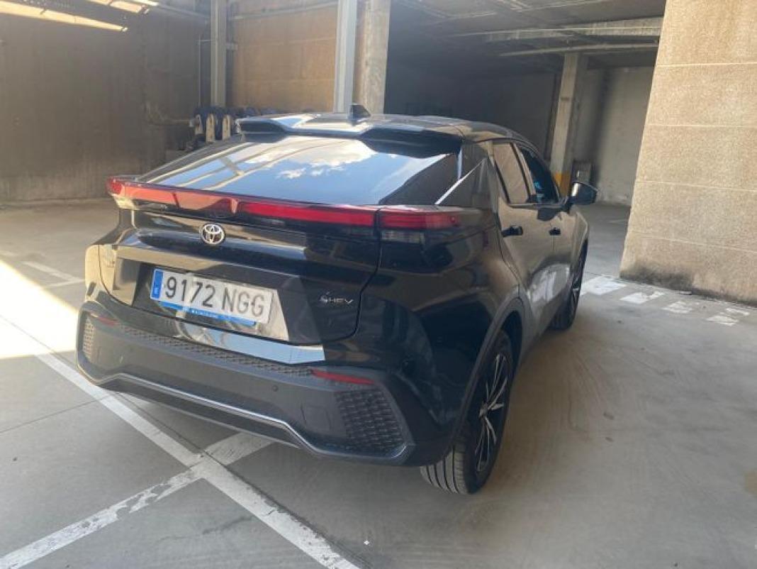 Toyota C-hr 1.8 Advance Hybrid 140