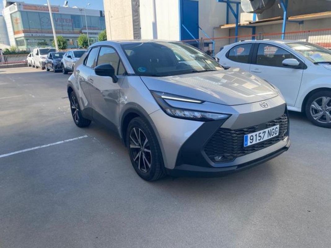 Toyota C-hr 1.8 Advance Hybrid 140