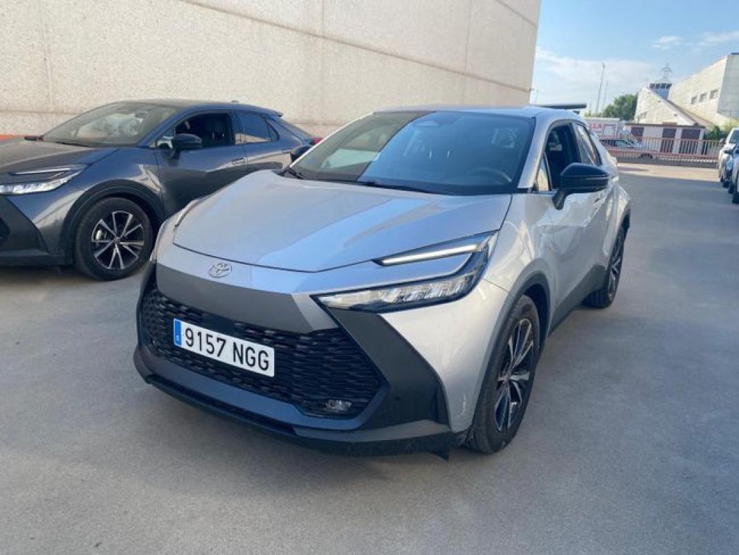 Toyota C-hr 1.8 Advance Hybrid 140