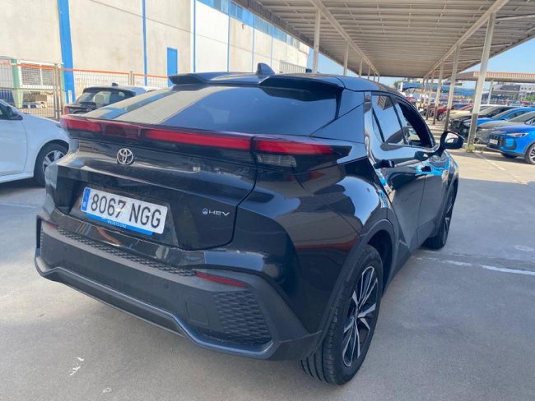 Toyota C-hr 1.8 Advance Hybrid 140