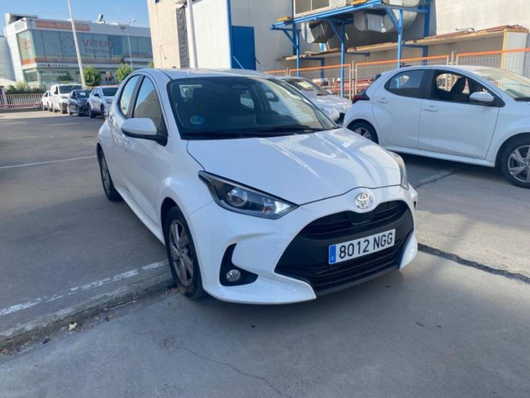 Toyota Yaris 1.5 120H Active Plus