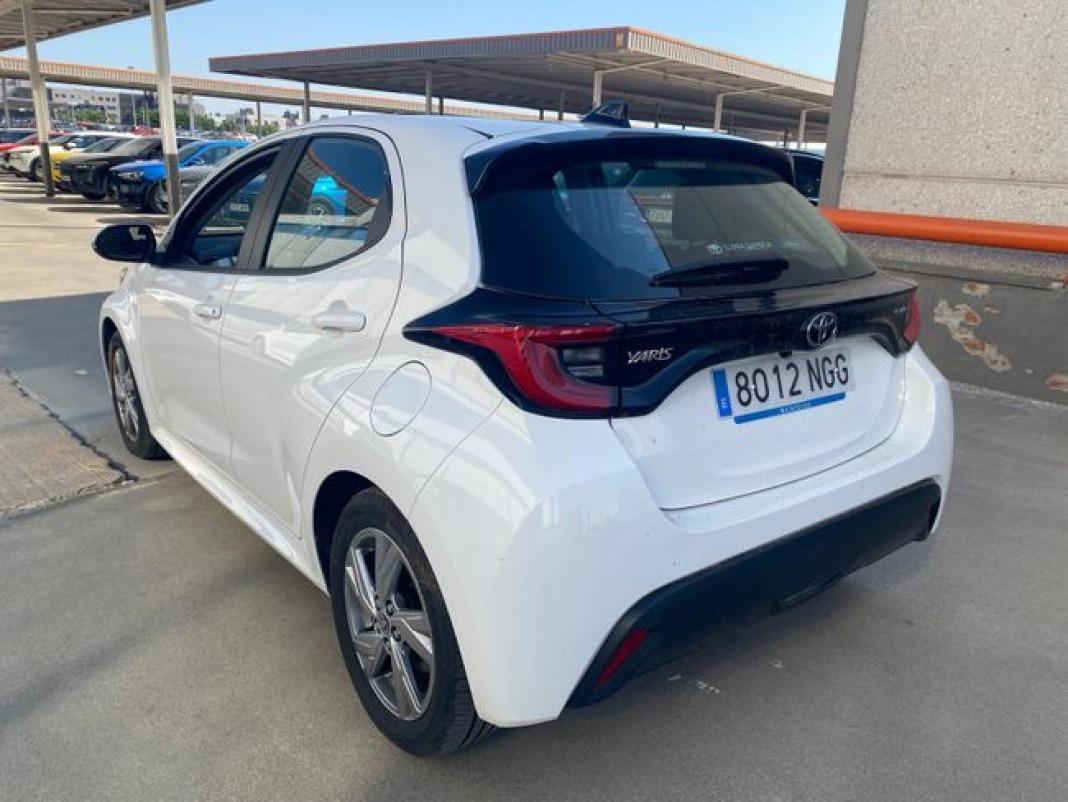 Toyota Yaris 1.5 120H Active Plus