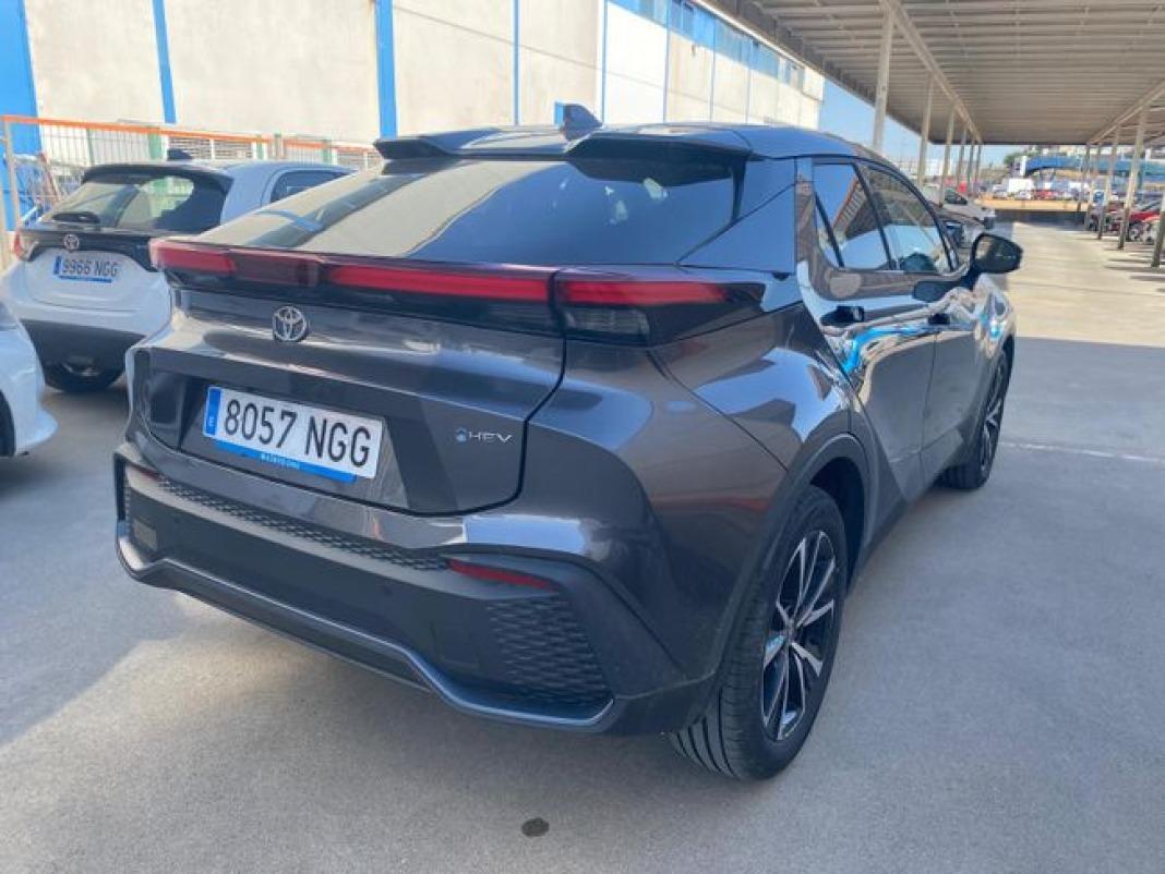 Toyota C-hr 1.8 Advance Hybrid 140