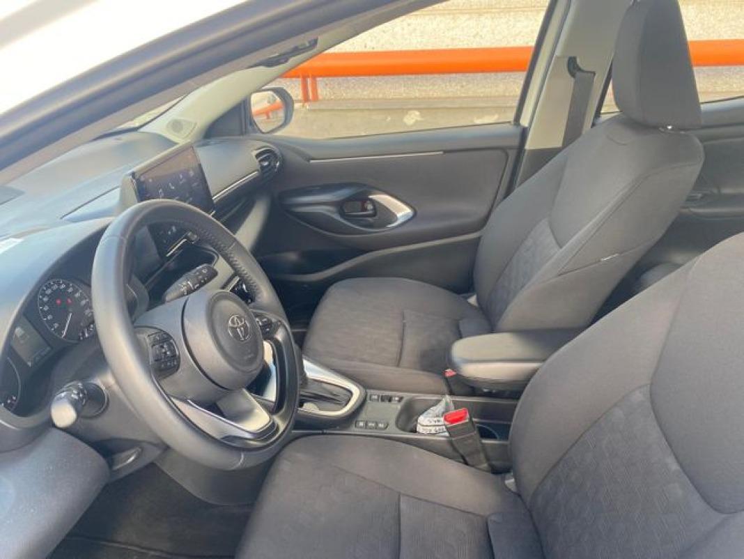 Toyota Yaris 1.5 120H Active Plus
