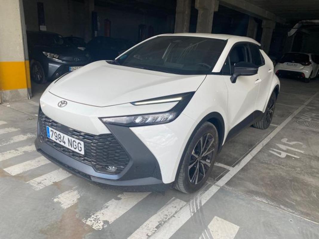Toyota C-hr 1.8 Advance Hybrid 140