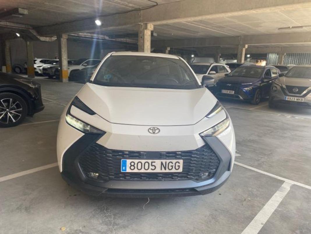 Toyota C-hr 1.8 Advance Hybrid 140