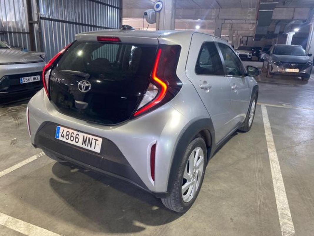 Toyota Aygo X Cross 1.0 VVT-I 72CV Play