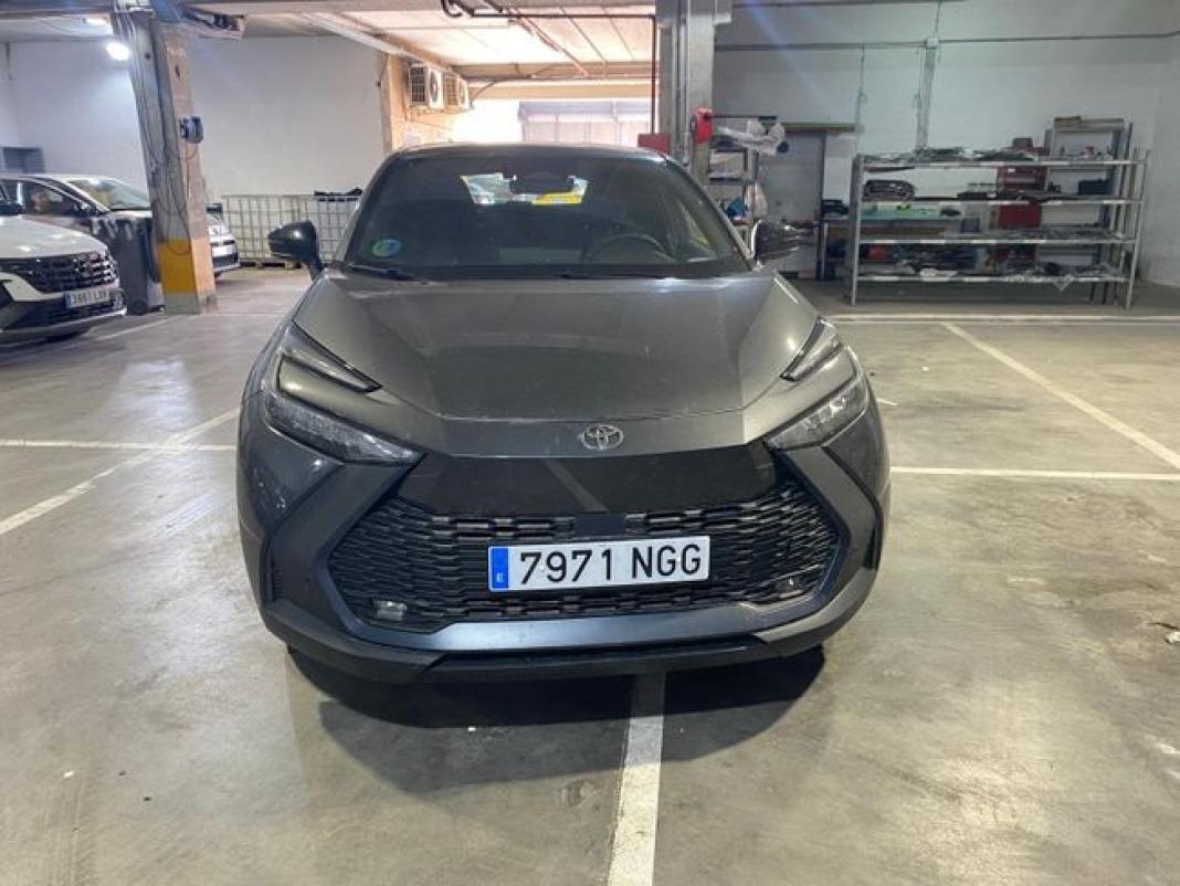 Toyota C-hr 1.8 Advance Hybrid 140