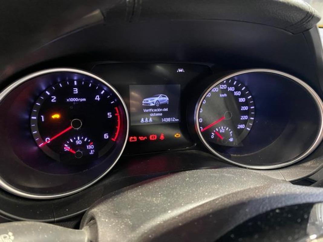 Kia Ceed 1.6 MHEV iMT 100kW (136CV) Drive