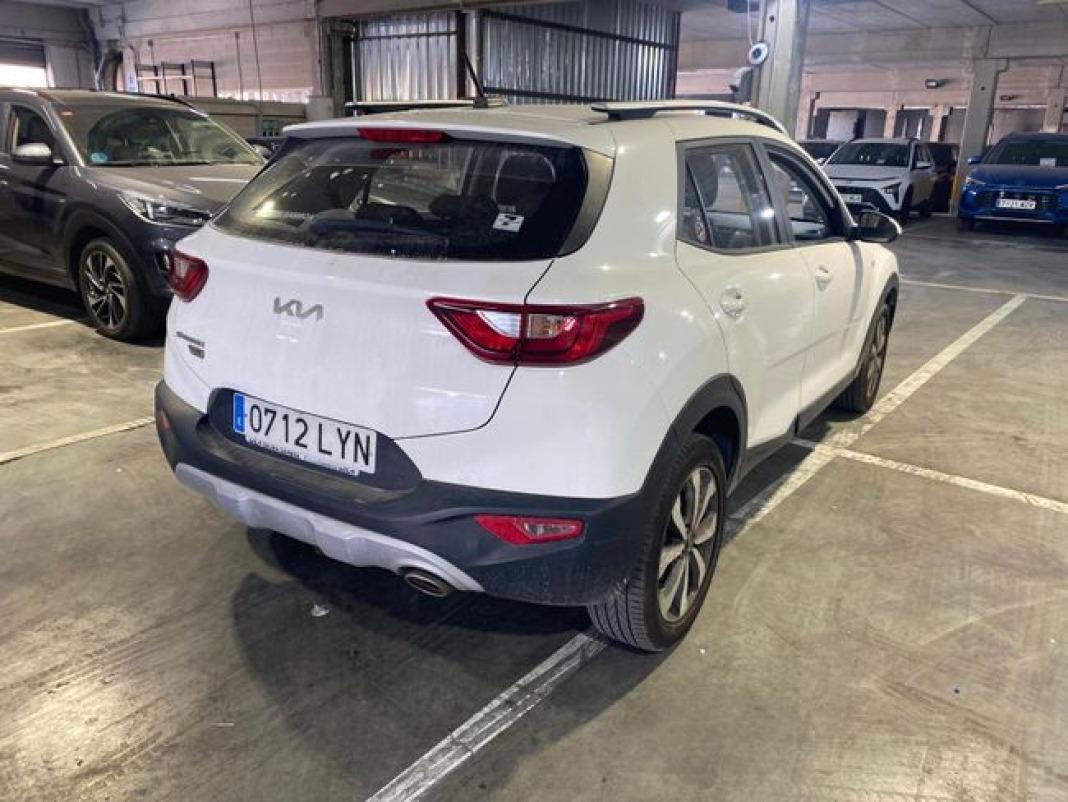 Kia Stonic 1.0 T-GDi 74kW (100CV) MHEV iMT Concept