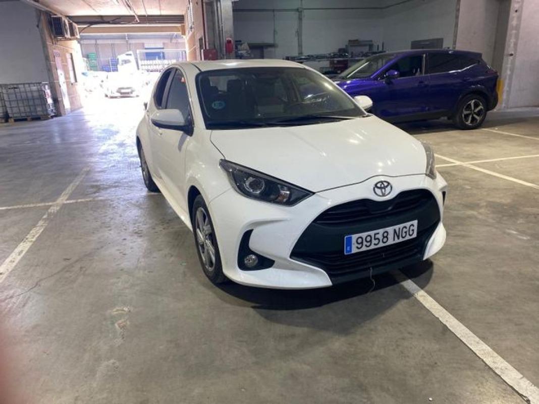 Toyota Yaris 1.5 120H Active Plus