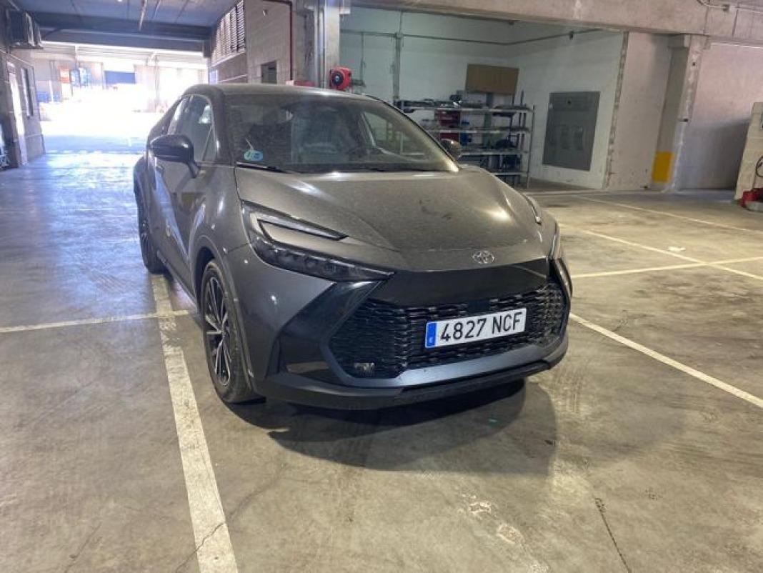 Toyota C-hr 1.8 Spirit Hybrid 140