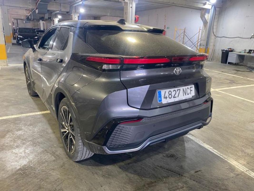 Toyota C-hr 1.8 Spirit Hybrid 140