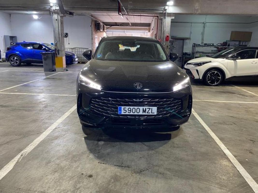 MG Hs 1.5T-GDI PHEV Luxury