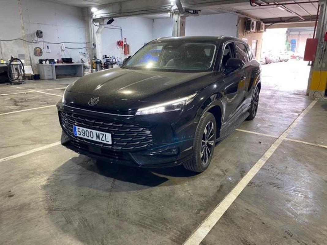 MG Hs 1.5T-GDI PHEV Luxury
